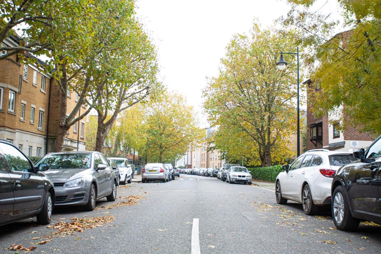 Modern apartment close to central London  Esterno foto